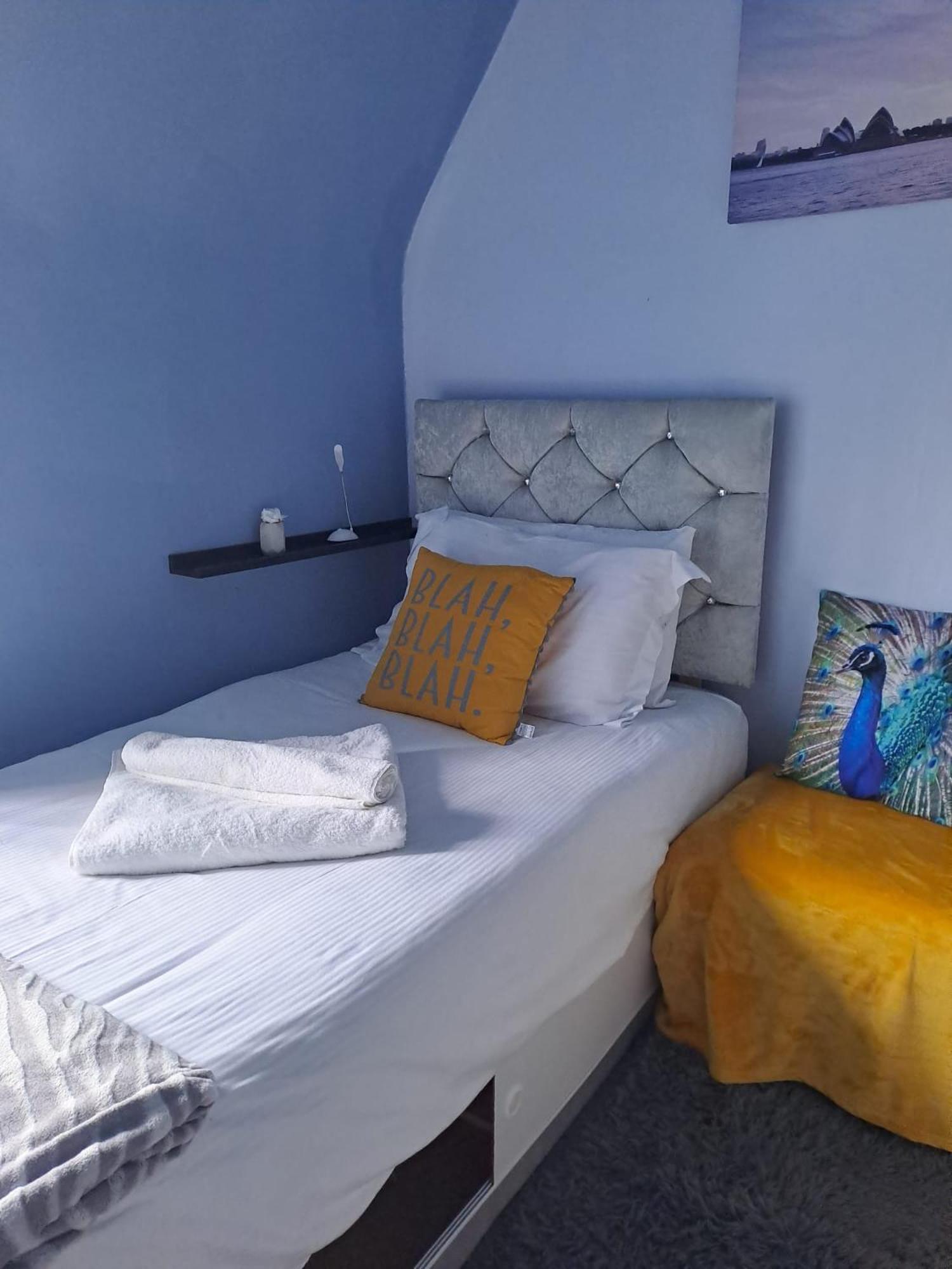 3 Bedroom Brixton Apartment Londres Extérieur photo